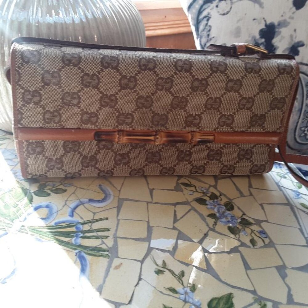 AUTHENTIC GUCCI BAMBOO PURSE